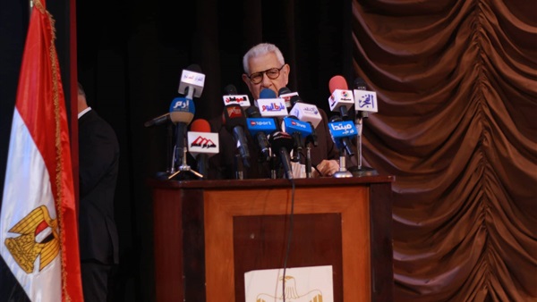 مكرم محمد