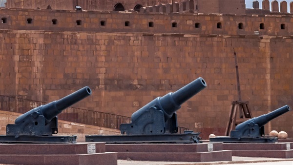 مدافع مصر زمان