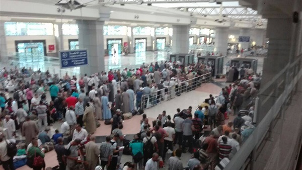 المعتمرين