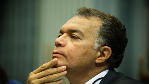هشام عرفات