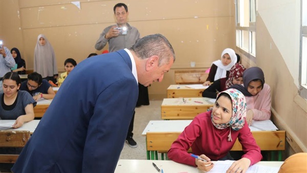 محافظ كفر الشيخ يتفقد