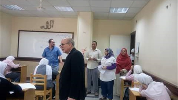 إمتحانات المعهد الفنى