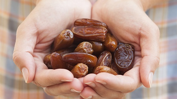 فوائد تناول التمر