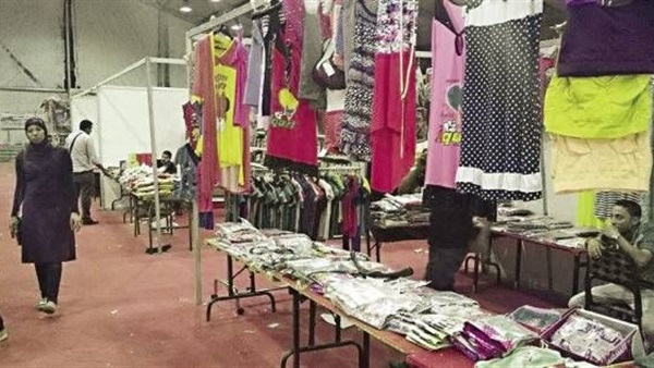 مصنع لانتاج الملابس