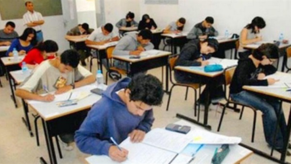 امتحانات الدبلومات