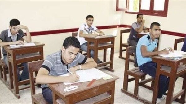 امتحانات الدبلومات