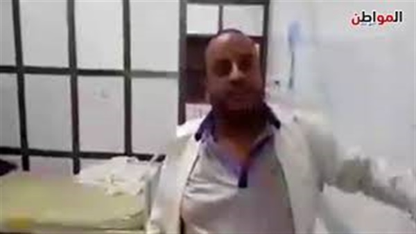 موظف يروي تفاصيل