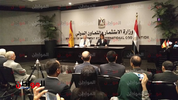 صورة من توقيع البرتوكول