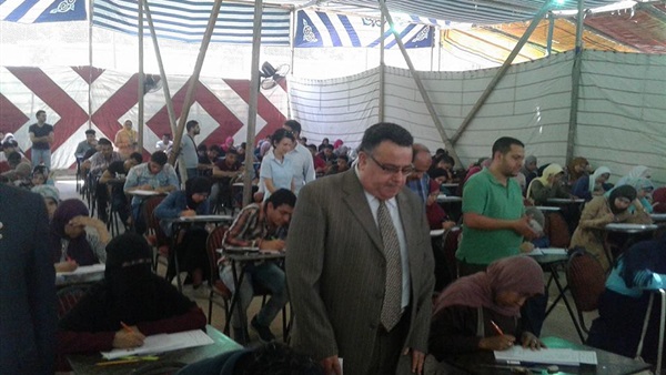 تفقد الامتحانات