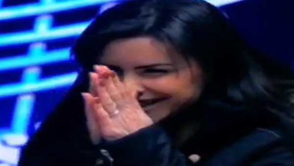 الفنانة نور