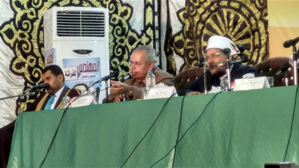 الدكتور محمد الشحات