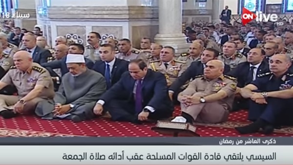 السيسي وقادة القوات