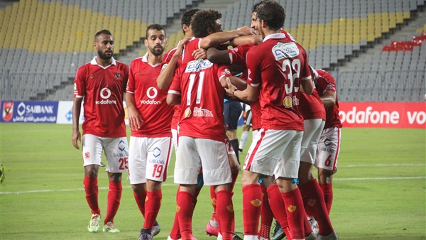 لاعبو الأهلي