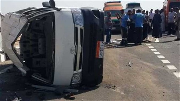 حادث انقلاب ميكروباص