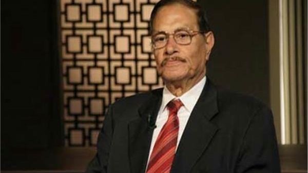 على لطفي رئيس الوزراء