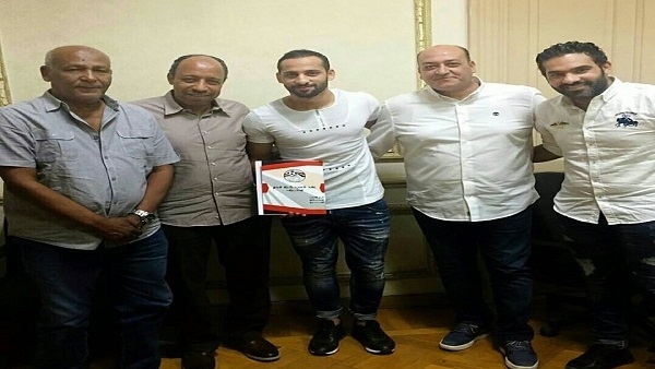 حسام حسن لاعب حرس