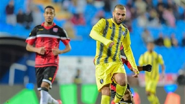 عماد متعب لاعب التعاون