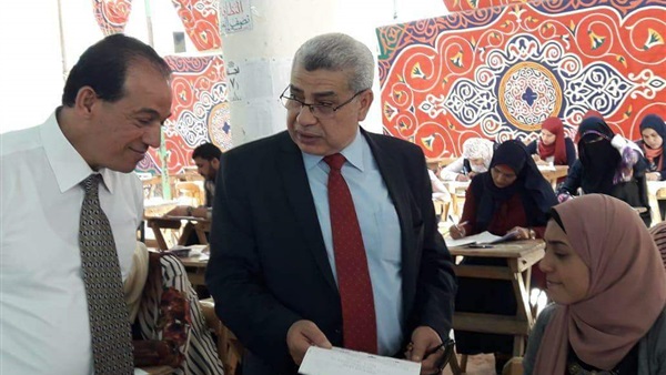 تفقد الامتحانات