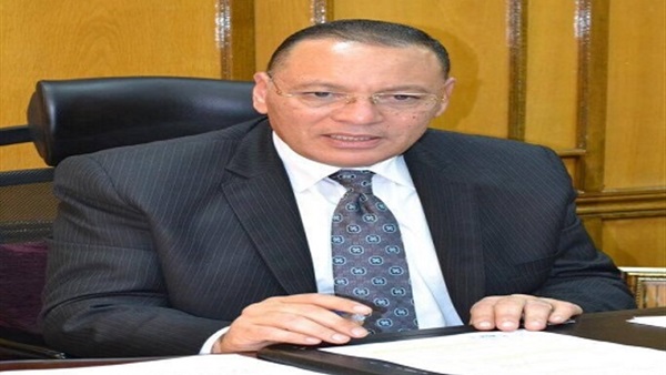 الدكتور ممدوح غراب