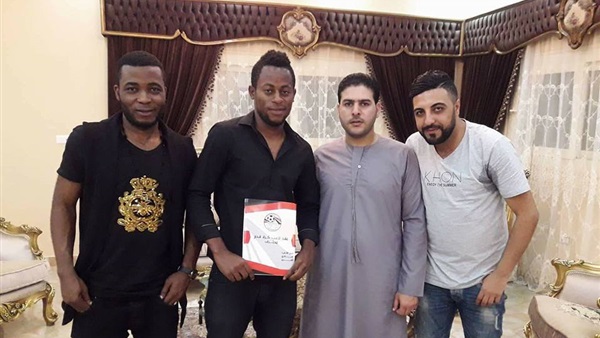 لوكساه لاعب الحمام