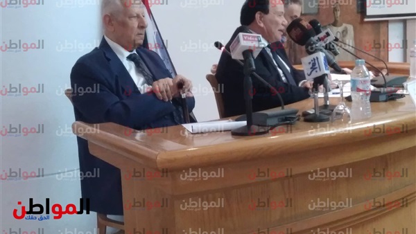 ممكرم محمد أحمد أبرز