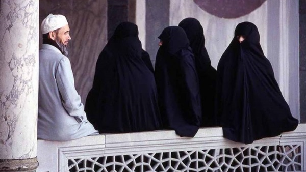 تعدد الزوجات