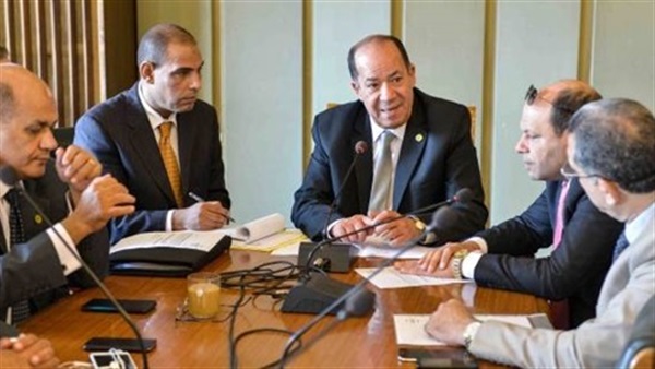 لجنة الصناعة 