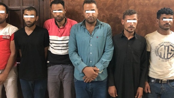 المتهمين