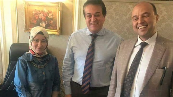 النائب والطالبة