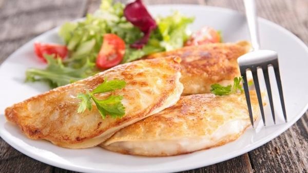 بان كيك بالجبنة