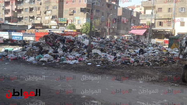 انتشار القمامة بحي