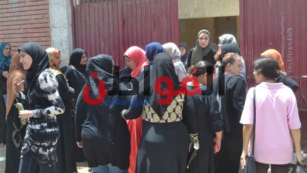 صورة من امام اللجان
