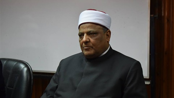 عباس شومان