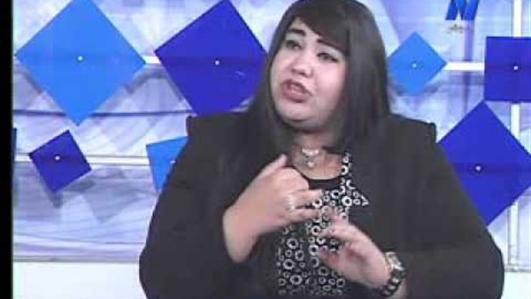 نادية حلمى الخبيرة