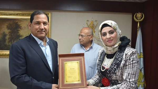 الأم المثالية