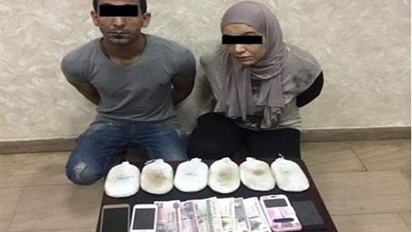 ضبط ربة منزل وشقيقها