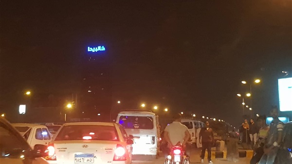 المواطنين على كوبري