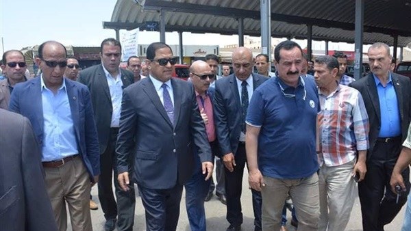 محافظ الغربية يتابع