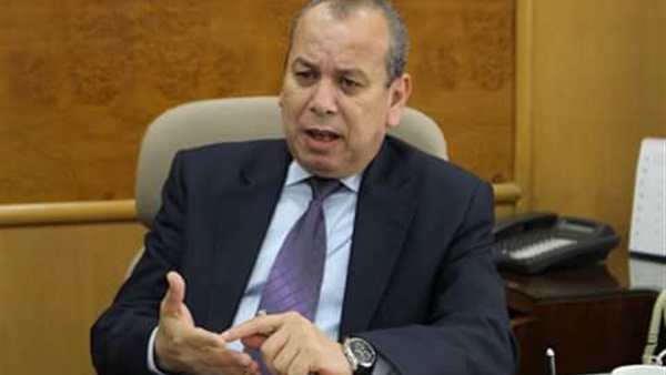 الدكتور إسماعيل
