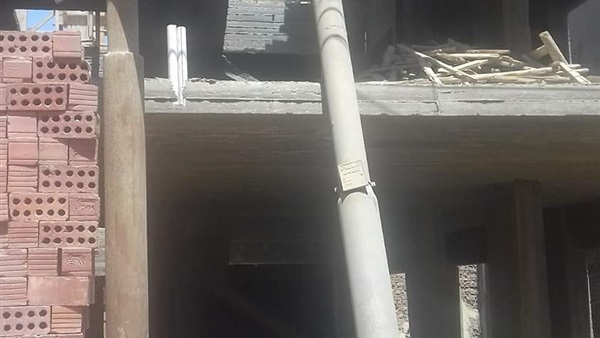 أعمدة إنارة