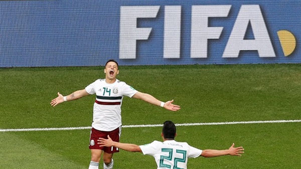 تشيتشاريتو لاعب منتخب