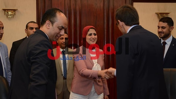 هالة زايد وزيرة الصحة
