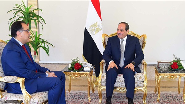 رئيس الوزراء يهنئ