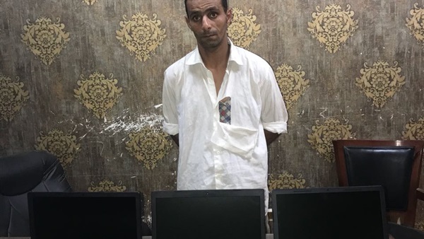 المتهم بالمضبوطات