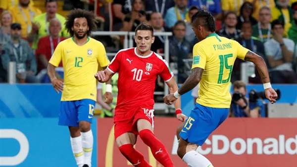 باولينيو - لاعب البرازيل