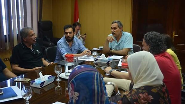 عزت الصياد-خدمات