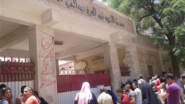 طلاب ثانوية عامة