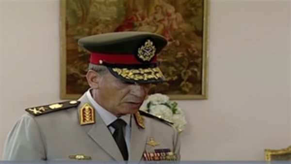 الفريق محمد زكي وزير