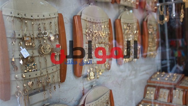 الذهب فى محلات الصاغة