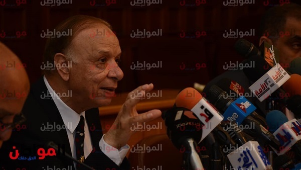 محافظ القاهرة عاطف